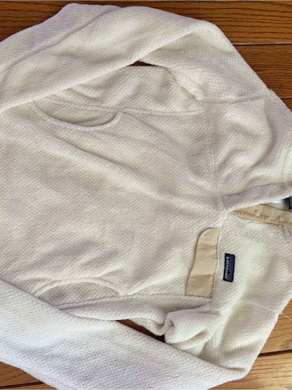 Patagonia Women's Cream Crewneck Fleece Pullover
